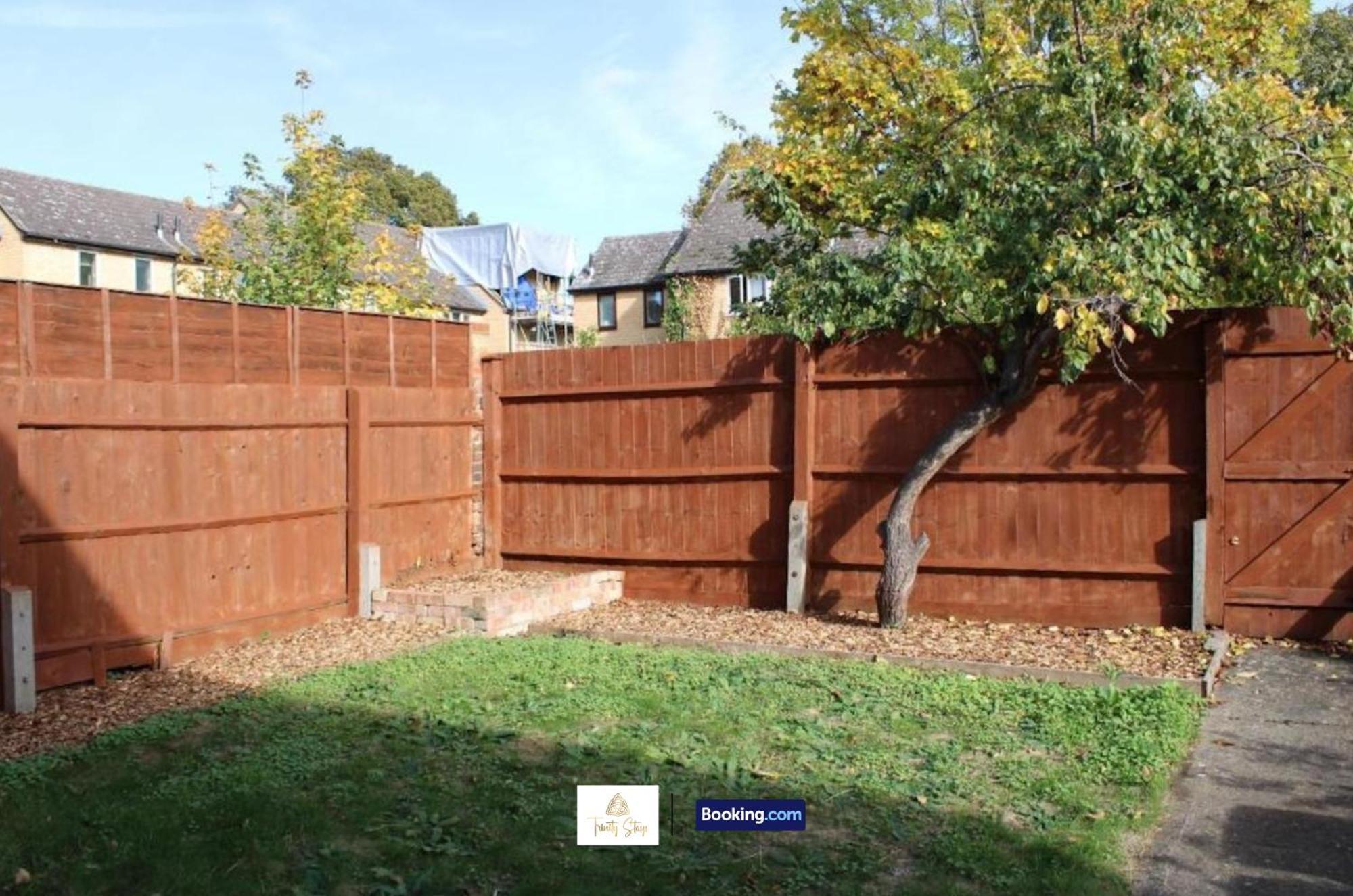 4 Bedroom House With Parking Near City Centre By Trinity Stays Short Lets & Serviced Accommodation Cambridge Exteriör bild